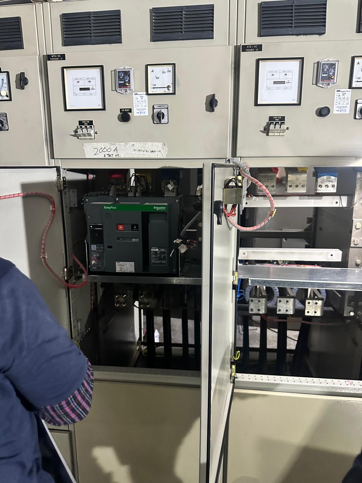 ACB Replacement — 2500A Motorised